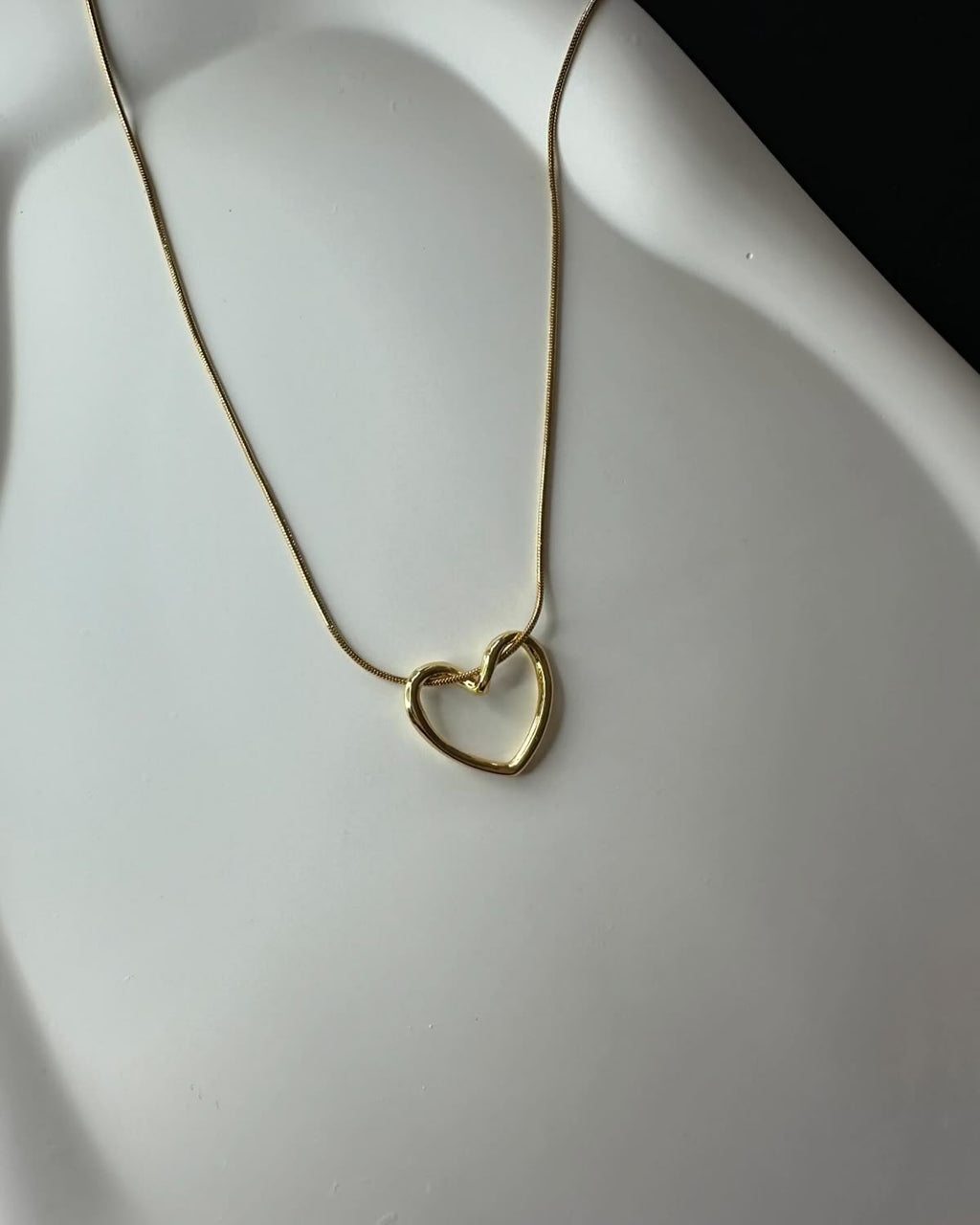 Heart Loop Necklace